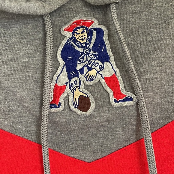 New England Patriots upcycled sweatshirt - Picture 3 of 6
